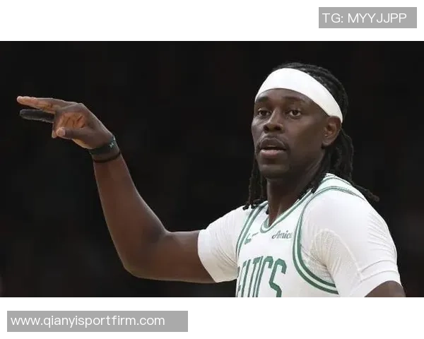 比卢普斯透露季前赛策略霍勒迪首战下半场缺席或调整先发阵容