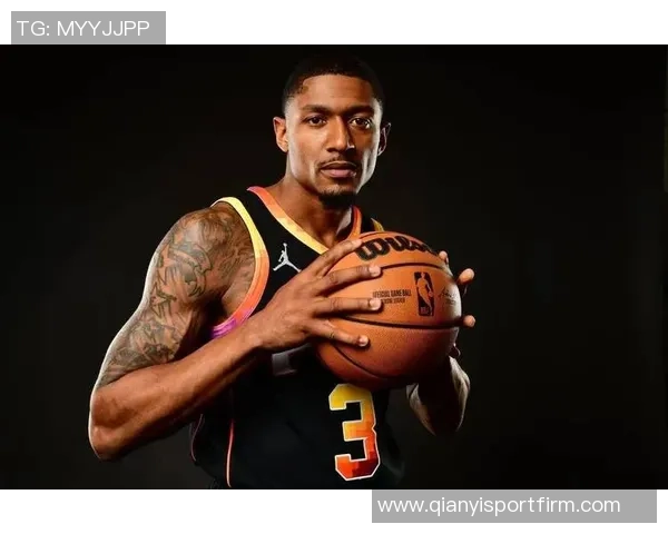 比尔伤愈复出今晚首发出战期待他带领球队重返胜利轨道